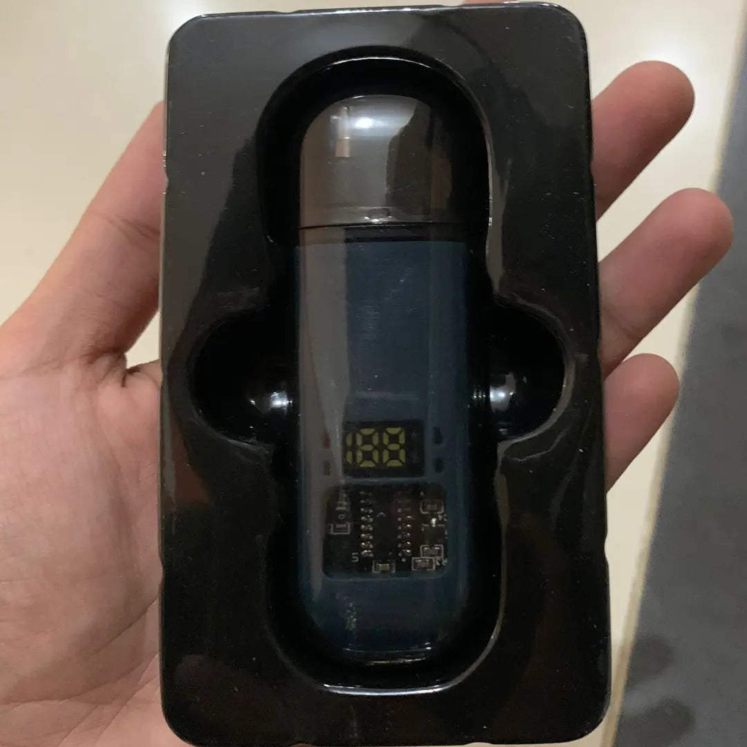cordless nose and ear hair trimmer device