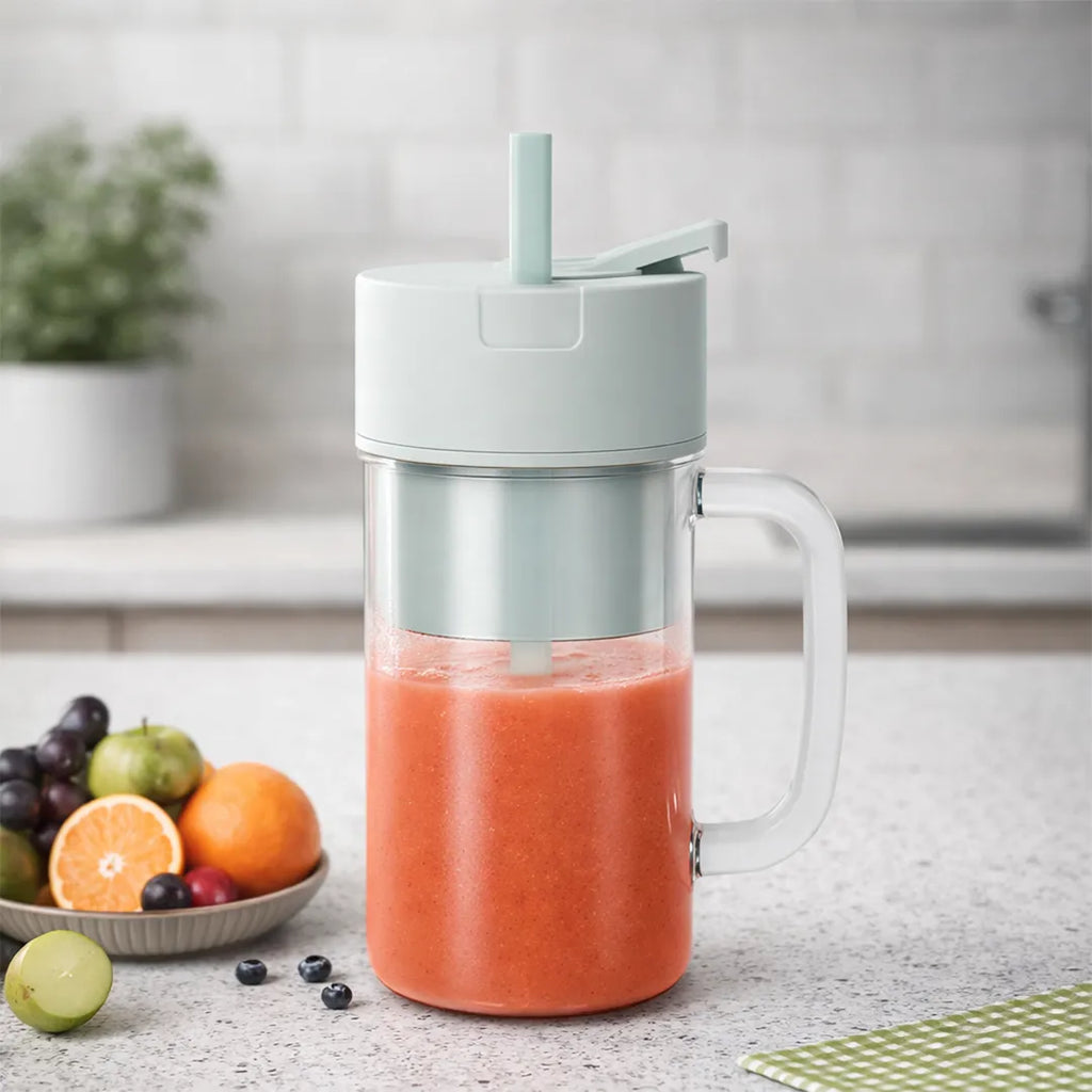 Portable mini USB rechargeable juicer blender for smoothies and fresh drinks