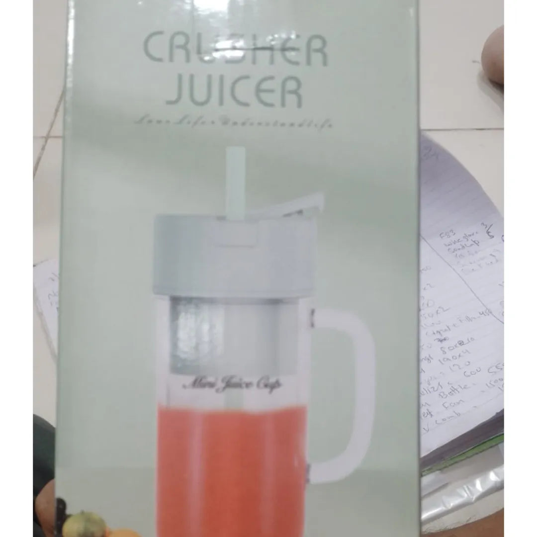 Portable rechargeable fruit juice blender cup for travel and daily use